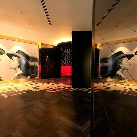 Elexus Hotel & Resort & Spa & Casino קיירניה