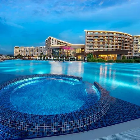 Elexus Hotel & Resort & Spa & Casino 5*