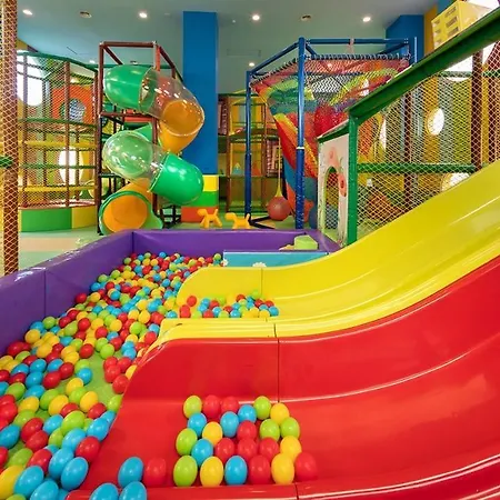 Elexus Hotel & Resort & Spa & Casino Otel
