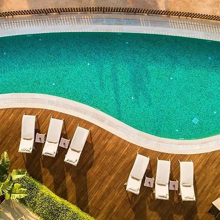 Elexus Hotel & Resort & Spa & Casino Otel